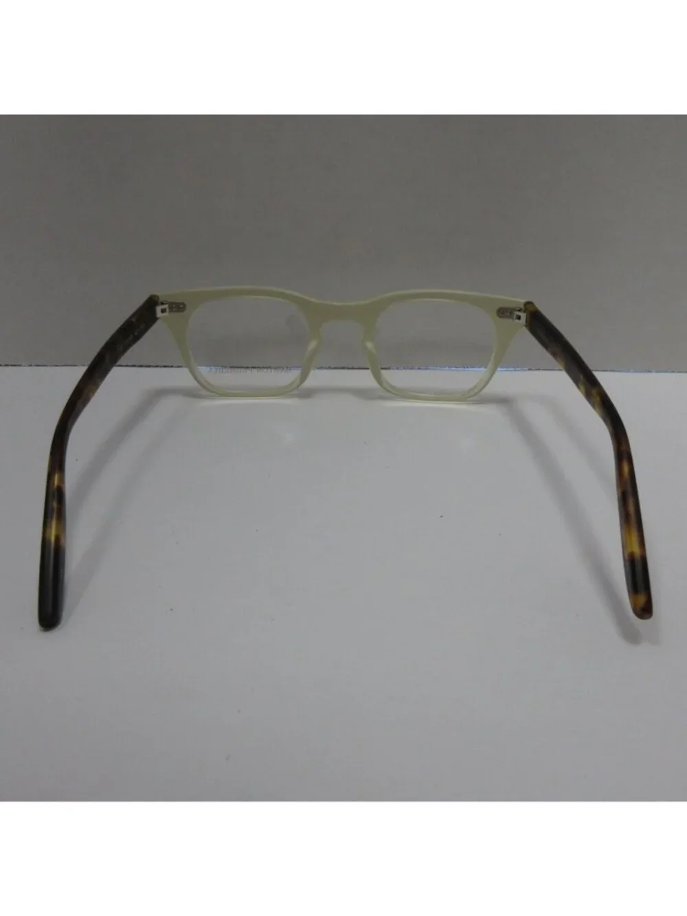 Barton Perreira Eyeglasses White Rectangular Rounded 47-24-149